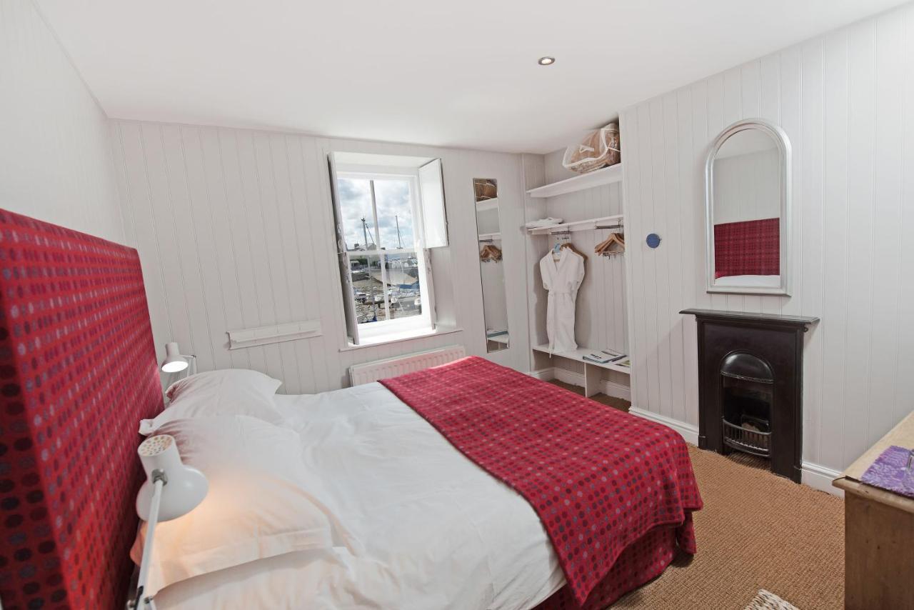 Harbourmaster Hotel Aberaeron Zewnętrze zdjęcie