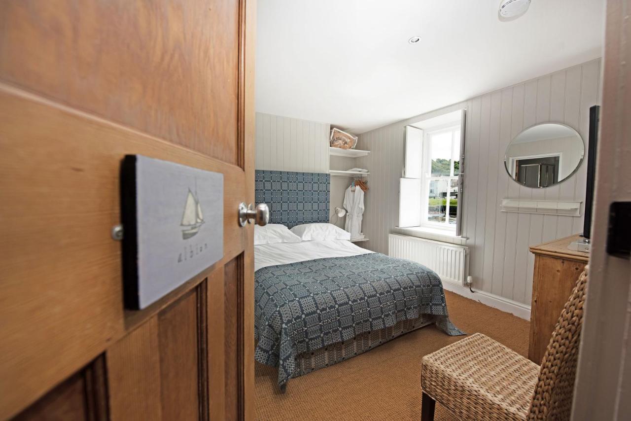 Harbourmaster Hotel Aberaeron Zewnętrze zdjęcie